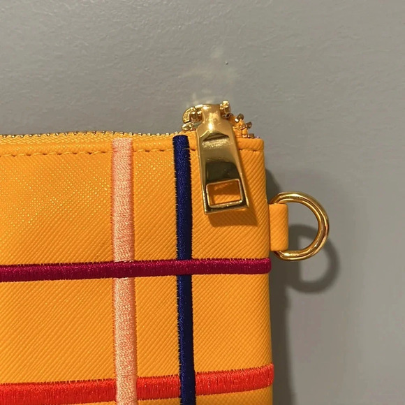 Studio DIY Can’t Clutch This Yellow Plaid Clutch. Like New. - Picture 7 of 9